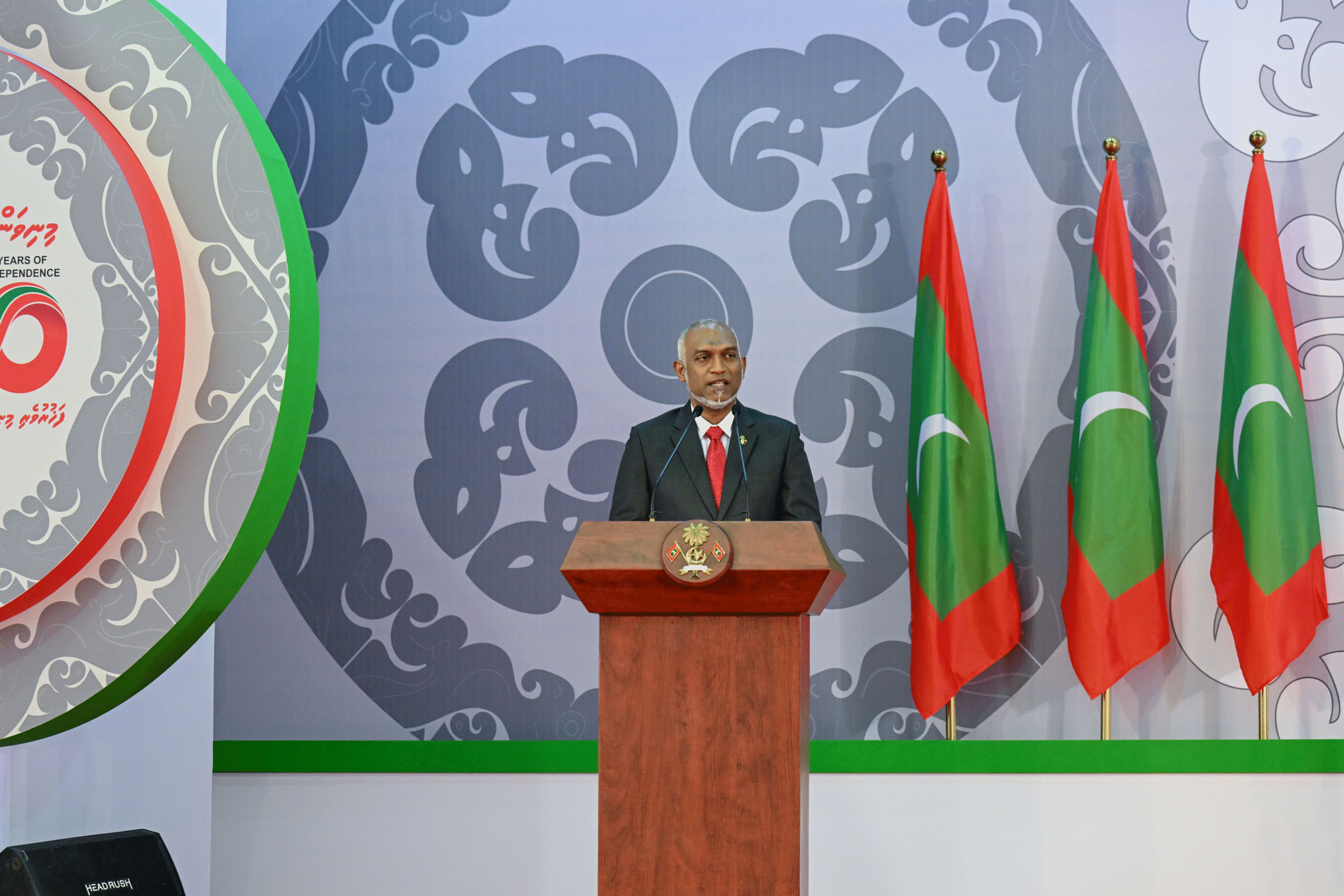 ތަރައްޤީ ހާސިލުވާނީ އަމިއްލަ ނަފުސު އިސްލާހުކުރުމުގެ ވިސްނުމާއިގެން ކުރިއަށްދާން ނިންމައިގެން: ރައީސް