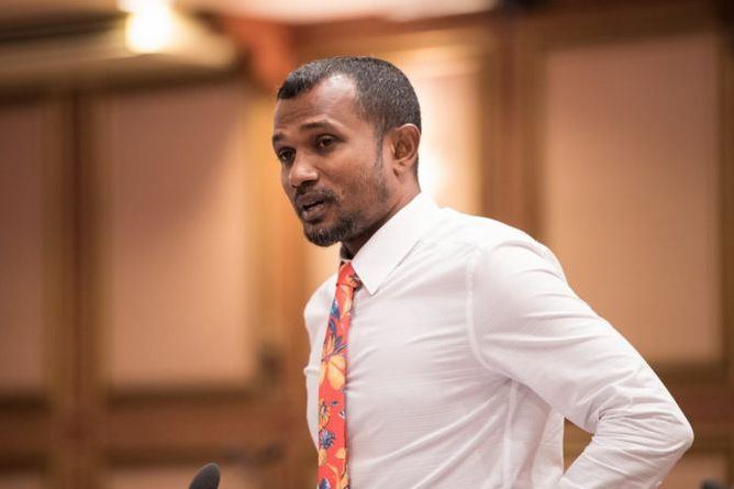 އެފްއޭއެމްގެ ރައީސަކަށް ޓޮމް!