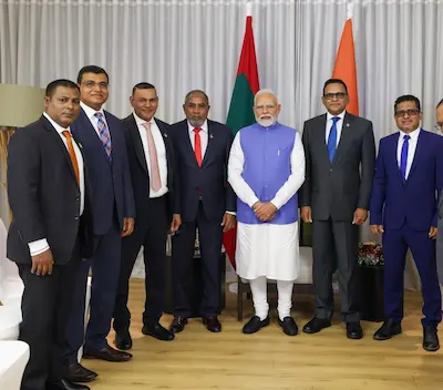 އިންޑިއާގެ ބޮޑު ވަޒީރު، ރާއްޖޭގެ ބައެއް ސިޔާސީ ޕާޓީތަކުގެ ލީޑަރުންނާއި ބައްދަލުކުރައްވައިފި