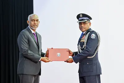 ރައީސުލްޖުމްހޫރިއްޔާގެ މެޑަލް އާއި މަތިވެރި ޚިދުމަތުގެ މެޑަލް ލިބިލެއްވި ފުލުހުންނަށް ރައީސް މެޑަލް ދެއްވައިފި
