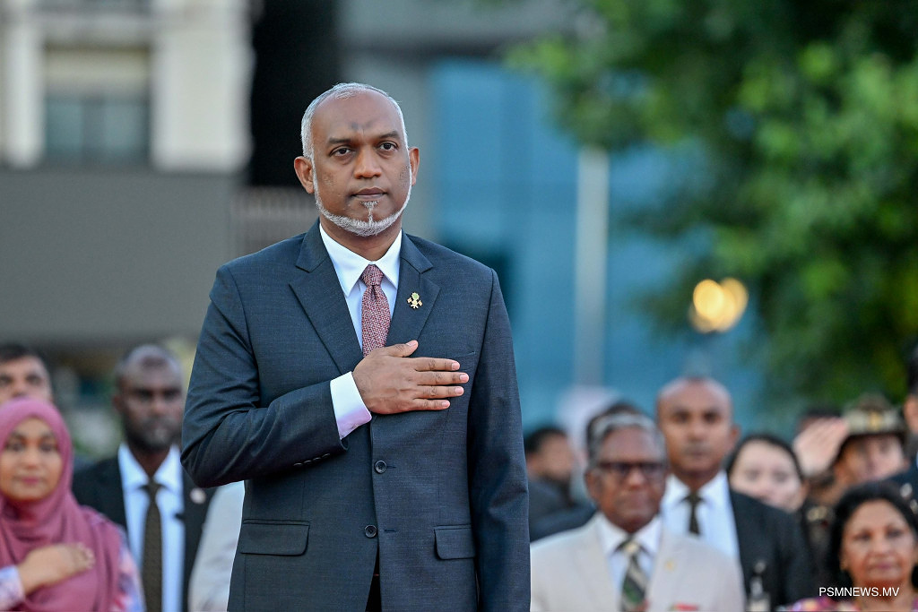 ރައީސް، މިނިވަން ދުވަހުގެ ތަހުނިޔާއާއި ހެޔޮ އެދުންތައް ރައްޔިތުންނަށް އަރިސްކުރައްވައިފި