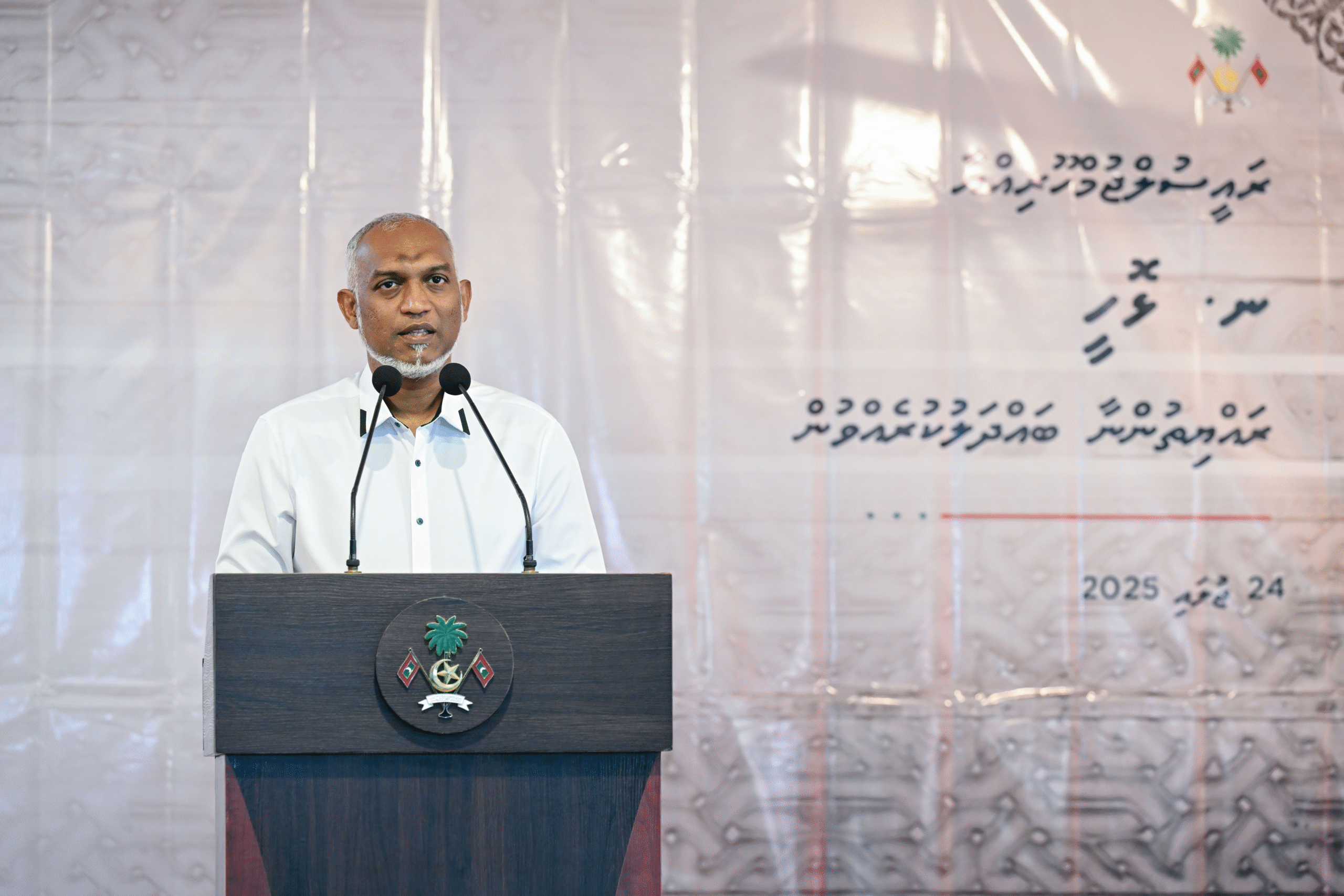 ޅޮހީގެ ތަރައްޤީއަށް ރައްޔިތުން އެދިލެއްވި މަޝްރޫޢުތަކުގެ ޢަމަލީ މަސައްކަތް، މާ ލަހެއްނުވެ ނިންމަވައިދެއްވާނަން: ރައީސް