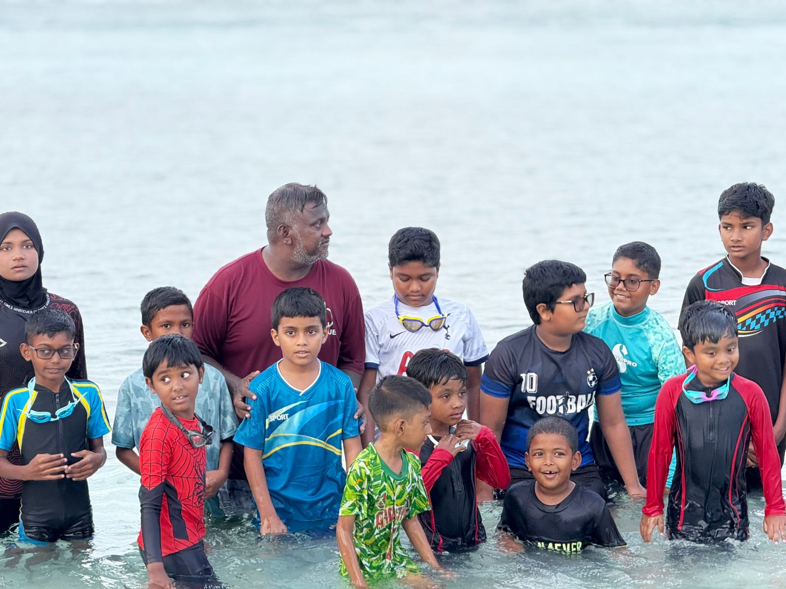 އައްޑޫގައި ކުރިއަށް ގެންދިޔަ ފެތުމުގެ މުބާރާތް ނިންމުން، ނައުފަލުގެ ޝުކުރު ހިތުގެ ފުނުން ބައިވެރިންނަށް!