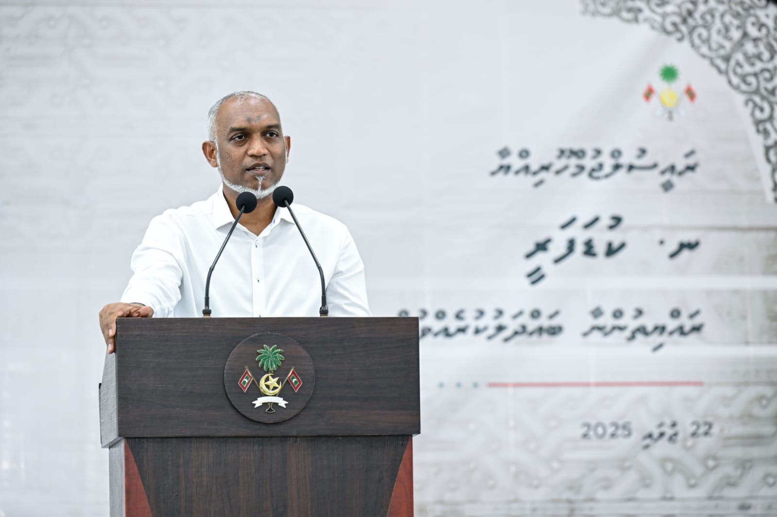 ކުޑަފަރީގައި އޭލެވެލަށް ކިޔެވޭނެހެން، ސައިންސް ލެބަކާއި އިތުރު ހަ ކްލާސްރޫމް އަޅައިދޭނަން: ރައީސް