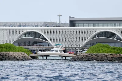 އައު ޓާމިނަލް ހުޅުވަން މީގެ ކުރިން ނާރުވާފަދަ އަދި ޙައިރާންކޮށްލާ ފަދަ ހަވާ އެރުވުމެއް!