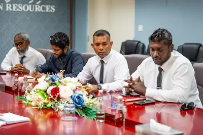 ނެއްލައިދޫ މަސްވެރިންނަށް ހުރި ދަތިތައް ހައްލު ކުރުމަށް މަޝްވަރާކޮށްފި