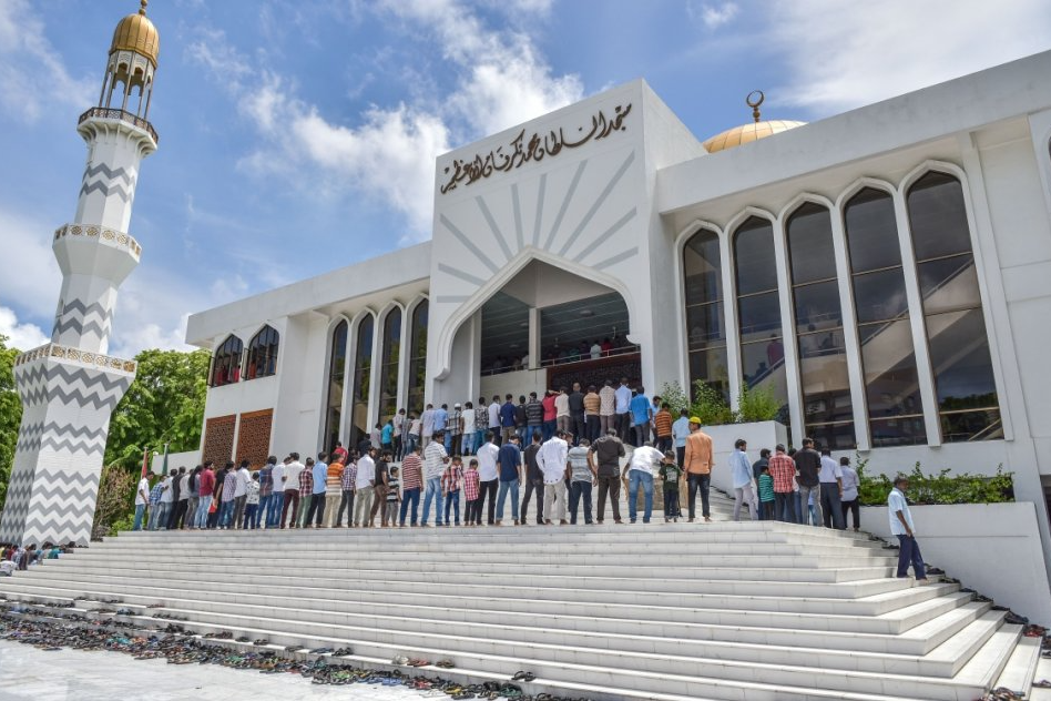 ޙަރާމް ގޮތުގައި ހޯދާ އެއްޗެހި ކައިގެން ހަށިގަނޑުގައި އުފެދޭ މަހާއި ލެއަށް ޙައްޤުކަން ބޮޑީ ނަރަކަ: ޚުޠުބާ