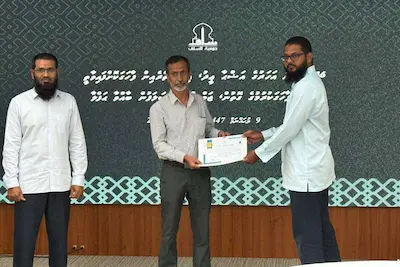 އިމުގެ ތެރެއިން, އަޟްހާއީދު އުފާ ފާހަގަ ކުރި ފަރާތްތަކުގެ އަގު ވަޒަން ކޮށްފި