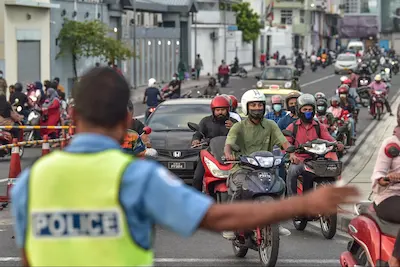 މަޖީދީމަގާއި ބޮޑުތަކުރުފާނުމަގުން 422 އުޅަނދު ޓޯވ ކޮށްފި