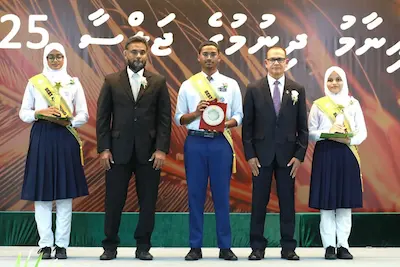 ކިޔަވާކުއްޖާގެ މުޅި މުސްތަޤުބަލު އޮންނާނީ މުދައްރިސްގެ ޙަވާލުގައި: ވަޒީރު އާދަމް ޝަރީފް