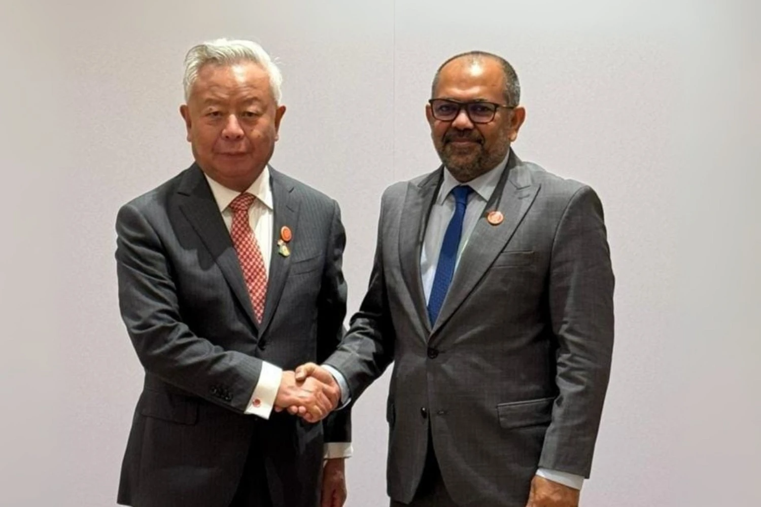 ރާއްޖެ، އޭއައިއައިބީގެ އެހީތެރިކަމާއެކު ކުރިމަގުގައި އެއްބާރުލުން ދެވިދާނެ ދާއިރާތަކާ މެދު މަޝްވަރާކޮށްފި