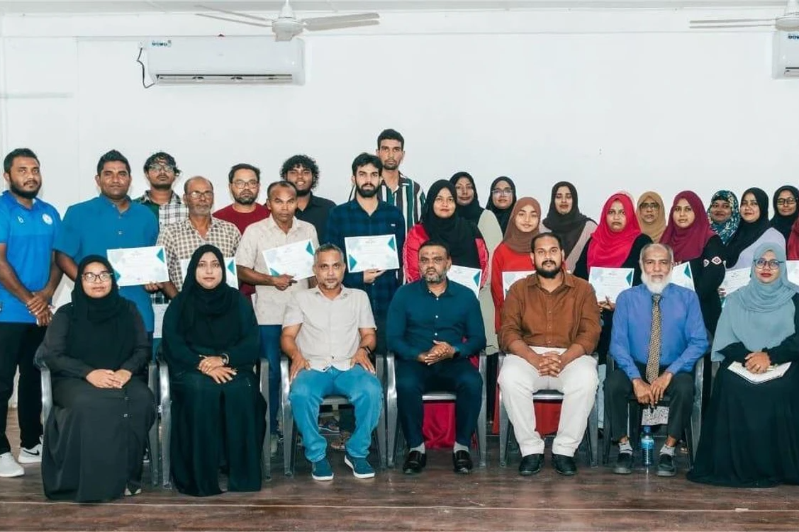 ހިންނަވަރުގަ އަލަށް ލައިސަންސް ނަގަން ބޭނުންވެފައިވާ ފަރާތްތަކަށް އެހީތެރިކަން ފޯރުކޮށްދީފި
