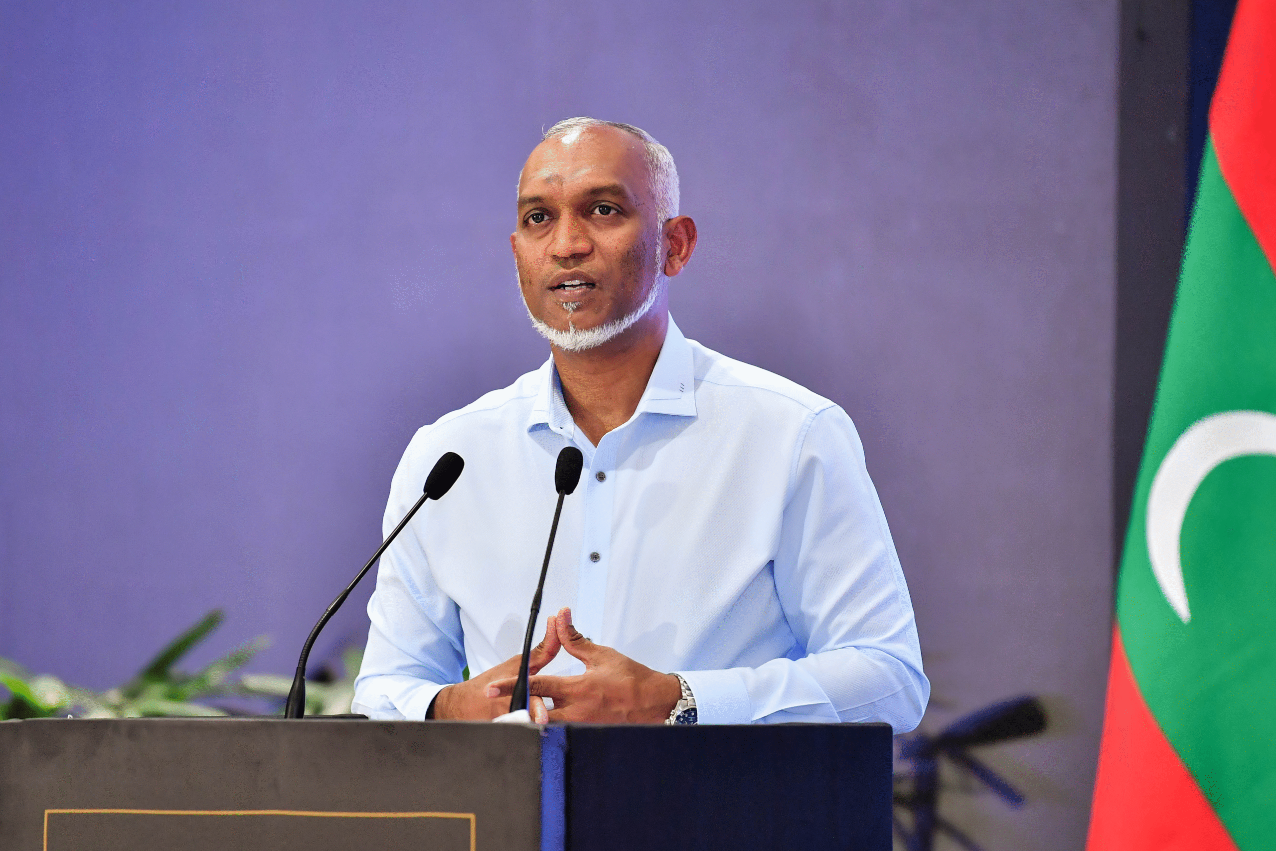 ޚާރިޖީ ސިޔާސަތުތައް ބައްޓަން ކުރުމުގައި އަންހެނުން އަދާކުރާ މުހިންމު ދައުރު ފާހަގަ ކުރަންޖެހޭ: ރައީސް