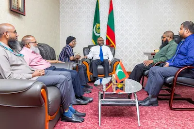 ޙައްޖުވެރިންނަށް އިރުޝާދު ދެއްވުމަށް ވަޑައިގެންނެވި ޢިލްމުވެރިންނަށް ވަޒީރުގެ ޝުކުރު!