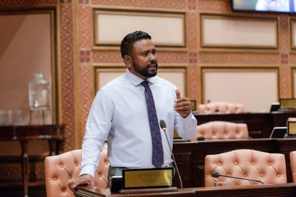 ކުރިއަށް އޮތް ކައުންސިލް އިންތިޚާބު ކާމިޔާބު ކުރުމަށް ހުރިހާ ރައްޔިތުން ވެސް ފޫގަޅައިގެން މަސައްކަތް ކުރަންޖެހޭ: މެންބަރު މުހައްމަދު އިސްމާއިލް