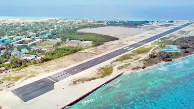 މޫސުން ގޯސްވުމުން ކުޅުދުއްފުށީ އެއާޕޯޓަށް ޖައްސަން ދިޔަ ބޯޓު އަނބުރާ މާލެއަށް