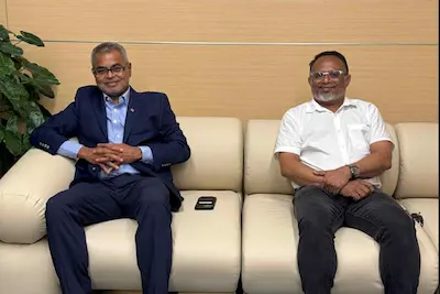 އދ. ގެ ކަނޑުތަކާބެހޭ މަހާސިންތާގައި ބައިވެރިވެ ވަޑައިގަތުމަށް ވަޒީރު ޠާރިޤް ފްރާންސަށް