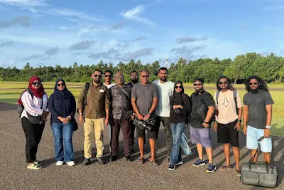ޢީދު ޤައުމީ ފެންވަރުގައި ފާހަގަކުރާ ރަށްތަކަށް ދިވެހިބަހާއި ސަގާފަތާއި ބެހޭ ވުޒާރާގެ ޓީމުތައް ފުރައިފި