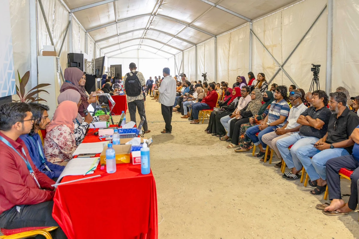 ގުޅީފަޅުން ދޫކުރެވިފައިވާ ގޯތި ލިބިފައިވާ ފަރާތްތަކުގެ ގުރުއަތު ނަގައިފި