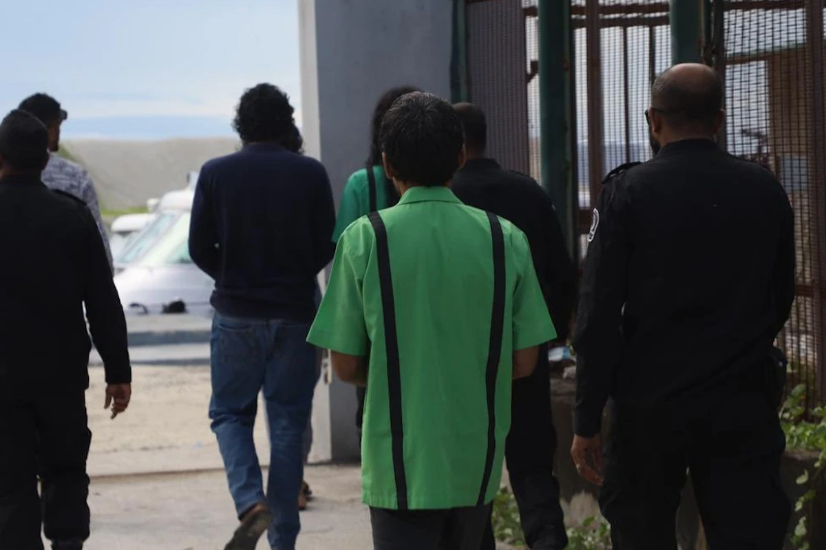 ވާނުވާ ބަންދު 2 މީހަކު ދޫކޮށްލައިފި، އިތުރު 5 މީހަކަށް ލުއި ދިނުމުގެ މަސައްކަތް މިއަދު!