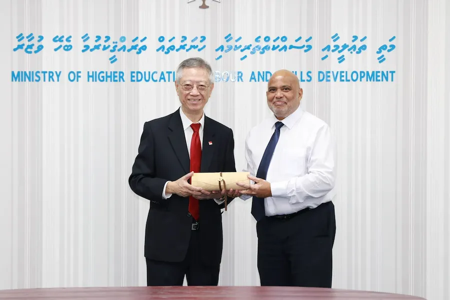 ތަޢުލީމީ ފެންވަރާއި، ޒުވާނުންގެ ހުނަރުތައް ތަރައްޤީކުރުމަށް ސިންގަޕޫރުގެ ހައި ކޮމިޝަނާއި، ވަޒީރު ހައިދަރު މަޝްވަރާ ކުރައްވައިފި