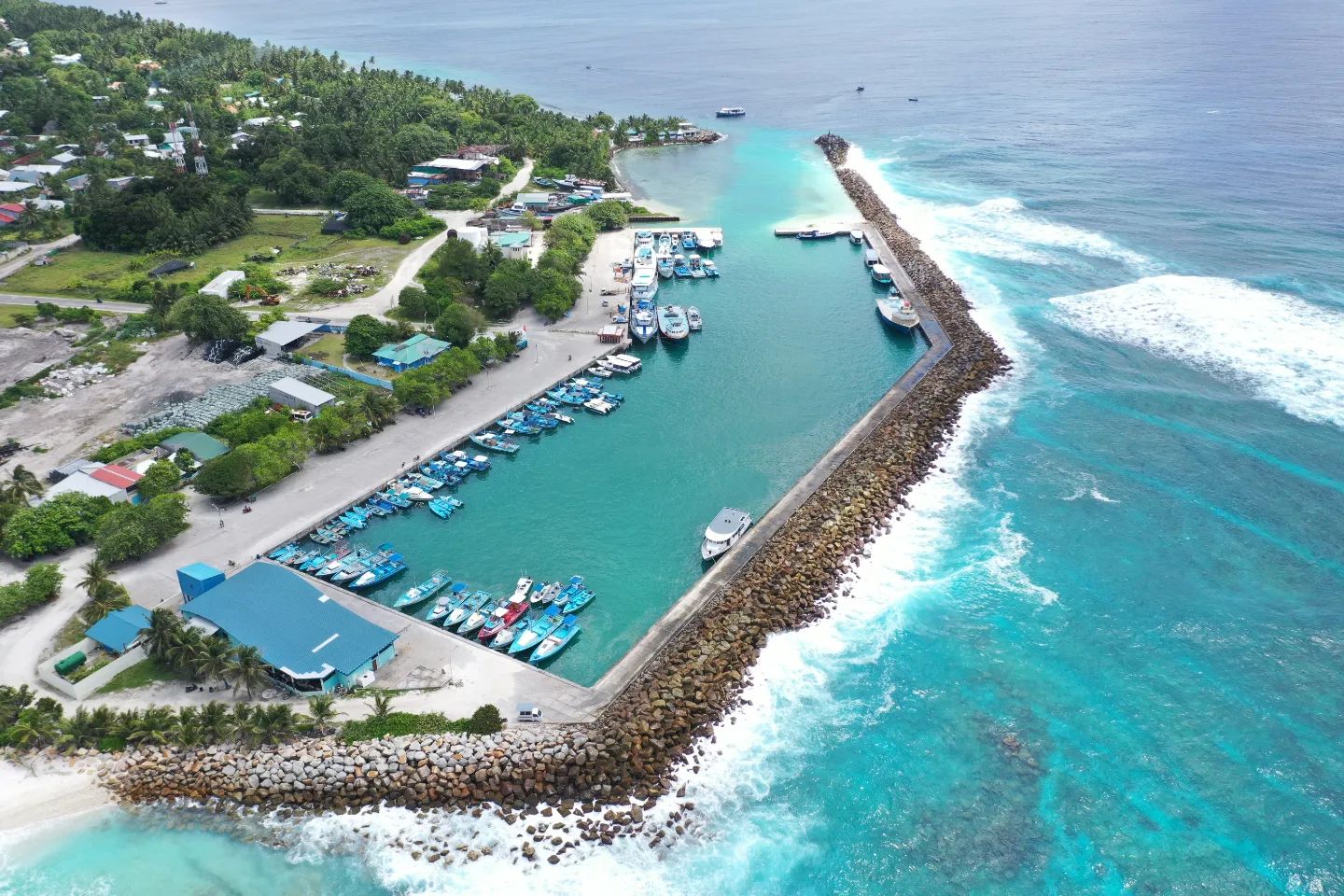 ވަޒީރު ޑރ. މާރިޔާ ރަސްމީ ދަތުރުފުޅެއްގައި ފުވައްމުލައް ސިޓީއަށް!