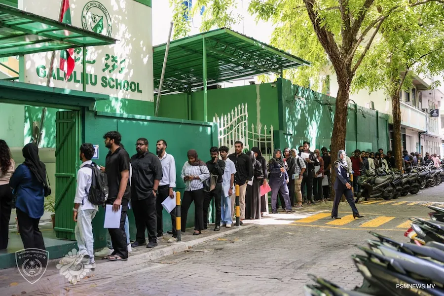 އިމިގްރޭޝަންގެ އިންޓަވިއުއަށް ބޮޑު ތަރުހީބެއް؛ވަޒީފާ ދޭނީ އިންސާފުން އެންމެ ޤާބިލު މީހުންނަށް!