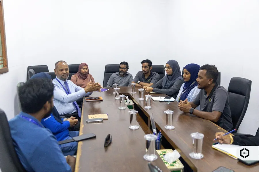 އާރުޑީސީ އާއި ވިލާ ކޮލެޖްގެ ރިސާރޗް އެންޑް އިނޮވޭޝަން އިންސްޓިޓިއުޓާ ދެމެދު ބައްދަލުވުމެއް
