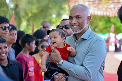 ރަައީސްގެ ރޯދައިގެ ތަޙުނިޔާ: އަމިއްލަ ދިރިއުޅުމާއި ޤައުމަށް ހެޔޮ ބަދަލު ގެނައުމަށް މިމަހުގެ ބޭނުން ކުރައްވާށެވެ!