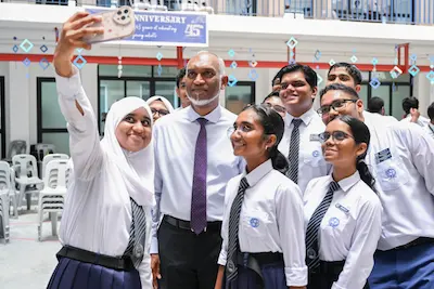 އީޖާދީ މަސައްކަތްތަކުގައި އަންހެނުންނަށް ހުރި ހުރަސްތައް ނައްތާލައި، ފުރުސަތުތައް ފަހިކޮށްދެނަން: ރައީސް