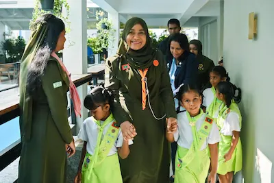 މެޑަމް ސާޖިދާ، ގަރލް ގައިޑް އެސޯސިއޭޝަންގެ އަހަރީ ޢާންމު ޖަލްސާ ގައި ބައިވެރިވެވަޑައިގެންފި