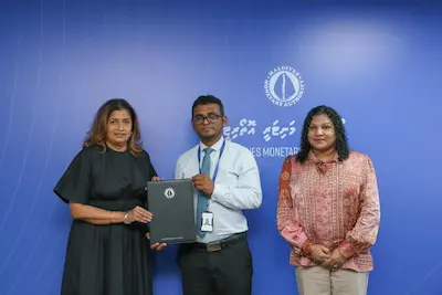 ޑިވެލޮޕްމަންޓް ބޭންކަށް ބޭންކިންގ ވިޔަފާރި ފެށުމުގެ ހުއްދަ ދީފި
