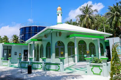 އދ އޮމަދޫގައި އަލަށް އިމާރާތް ކުރި ‘މަސްޖިދުއްރަޙުމާ’ މިސްކިތް ހުޅުވައިފި
