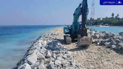 އއ ރަސްދޫ ބަނދަރު ބޭރުތޮށި ލުމާއި ގޮނޑުދޮށް ހިމާޔަތް ކުރުމުގެ މަސައްކަތް ބާރުުސްޕީޑުގައި ކުރިއަށް