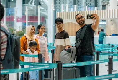 ޗުއްޓީއާ ދިމާކޮށް މޯލްޑިވިއަންއިން ކުއަލަލަންޕޫރާއި ބެންކޮކަށް ކުރި ދަތުރުތަކަށް ބޮޑު ތަރުހީބެއް!