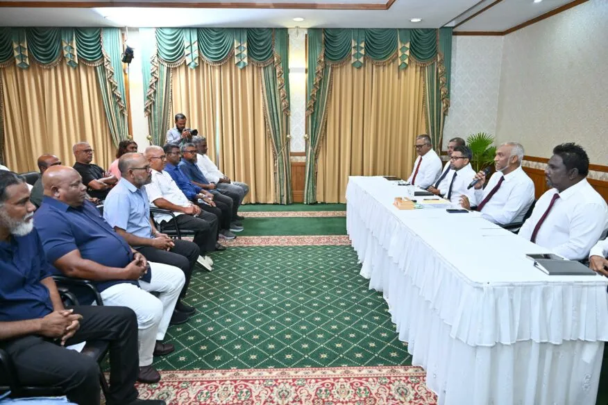 މަޖޫރީންގެ ވެރިންނާ ރައީސް ބައްދަލު ކުރައްވައިފި