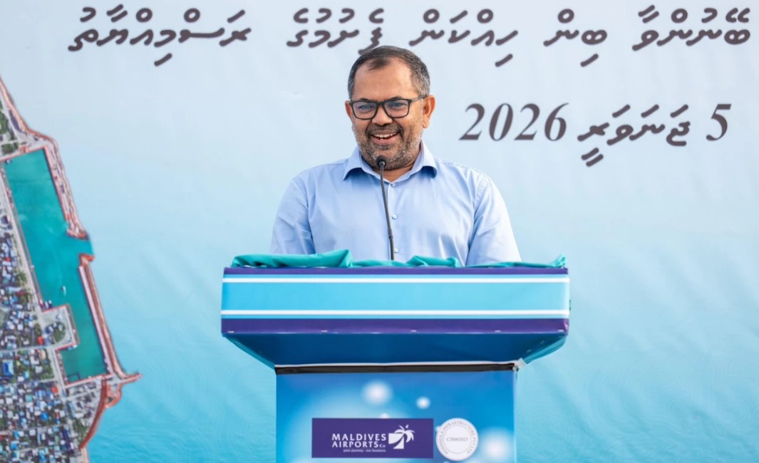 މާލޭ ޕޯޓް ބޭރުގެ ބަޔަކަށްދޭން އުޅޭ ކަމަށް ދެކެވޭ ވާހަކަތަކަކީ ހަޤީޤަތެއް ނޫން: ވަޒީރު