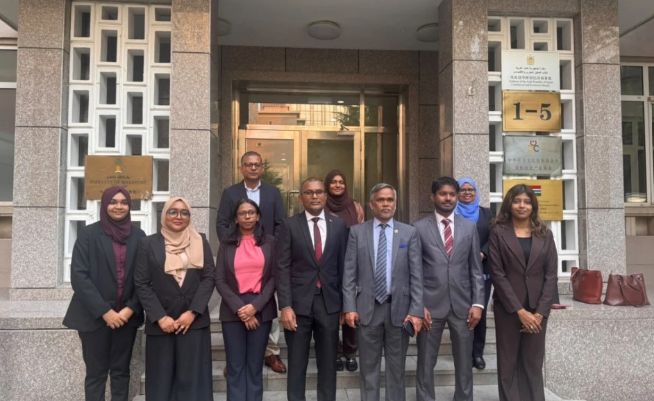 ރާއްޖޭގެ ފަތުރުވެރިކަން އިޝްތިހާރުކުރުމަށް ސިނާއަތުގެ މަތީ ފަންތީގެ ވަފުދެއް ޗައިނާއަށް