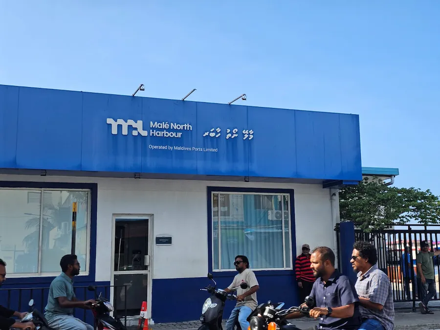 މާލޭ ނޯތު ހާބަރުގެ ‘އޭ ޒޯން’ އިން ފެނާއި ކަރަންޓުގެ ހިދުމަތް ދޭން ފަށައިފި