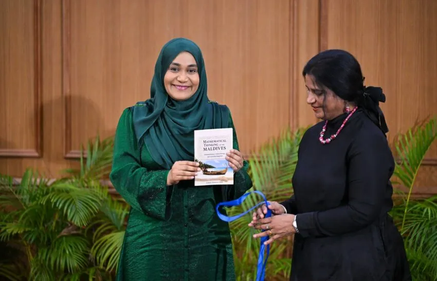 ދިވެހި ސަގާފަތާއި ހިސާބު އިލްމުގެ ގުޅުން ދައްކުވައިދޭ ފޮތް, މެޑަމް ސާޖިދާ ނެރެދެއްވައިފި