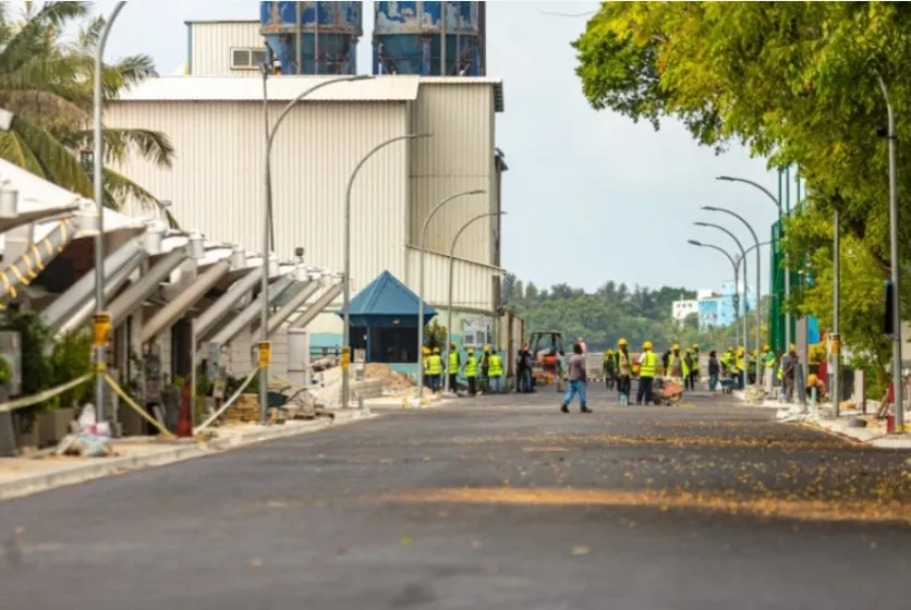 އަމީނީ މަގު މަރާމާތު ކުރުމުގެ މަސައްކަތް އެމްޓީސީސީއާ ހަވާލުކޮށްފި