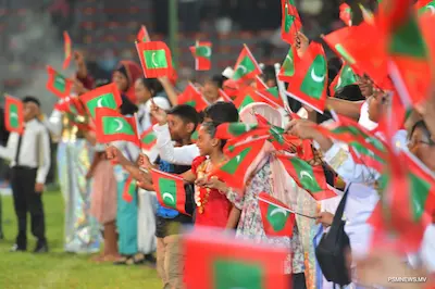 ޚަރަދު ކުޑަކުރުމަށް، މިއަހަރުވެސް މިނިވަން ދުވަހުގެ ރަސްމީ ބައްދަލުކުރެއްވުން ނުބޭއްވުމަށް ރައީސް ނިންމަވައިފި