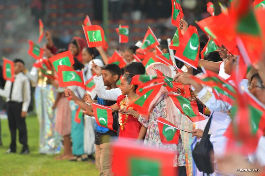 ޚަރަދު ކުޑަކުރުމަށް، މިއަހަރުވެސް މިނިވަން ދުވަހުގެ ރަސްމީ ބައްދަލުކުރެއްވުން ނުބޭއްވުމަށް ރައީސް ނިންމަވައިފި