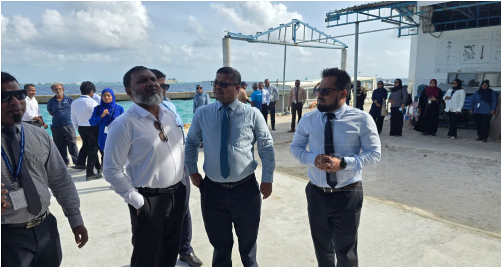 ކަނޑުއޮތްގިރި އައިސް ޕްލާންޓާއި ހިކި މަސް ކާރުޚާނާ ހުޅުވައިފި
