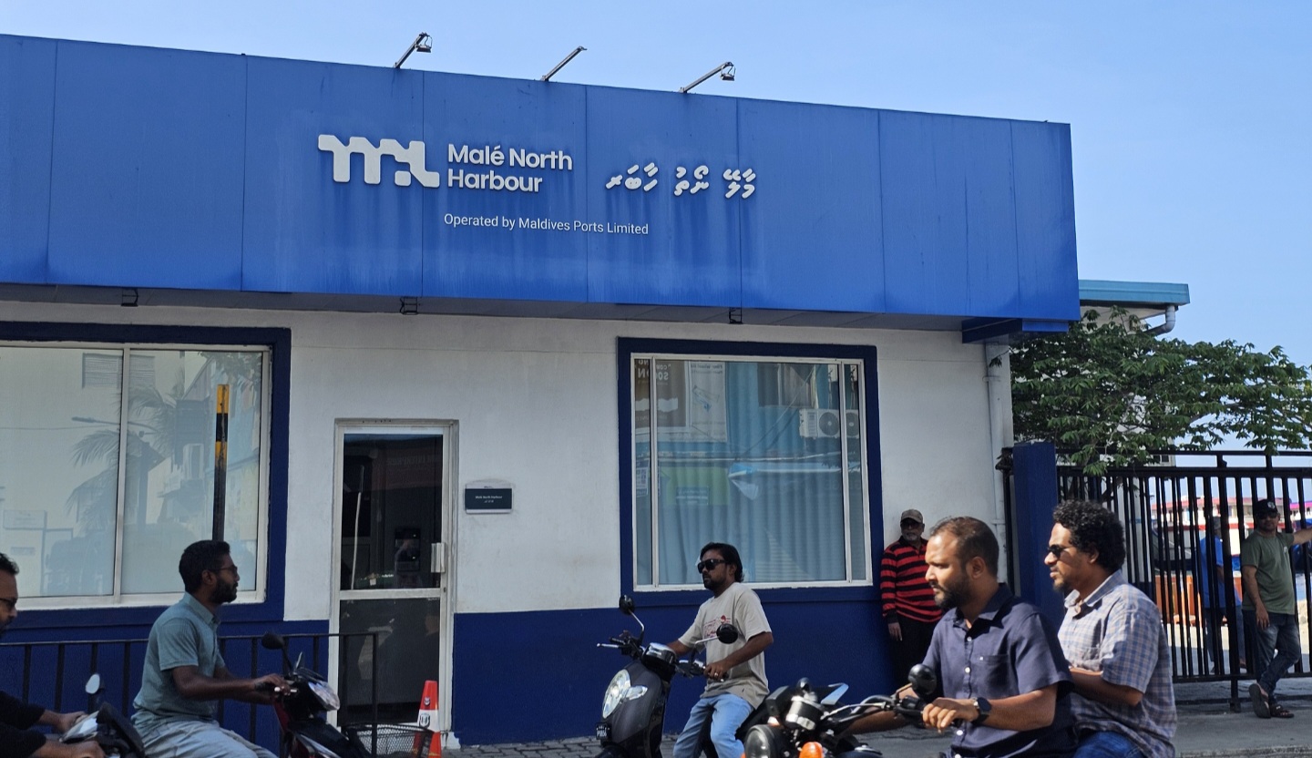 މާލޭ ނޯތު ހާބަރުގައި އުޅަނދުފަހަރު ކައިރިކުރުމަށް ނަންނޯޓުކޮށް ކިއުގައި ޖެހުމަށް އޮންނަ އުސޫލަށް ބަދަލުތަކެއް!