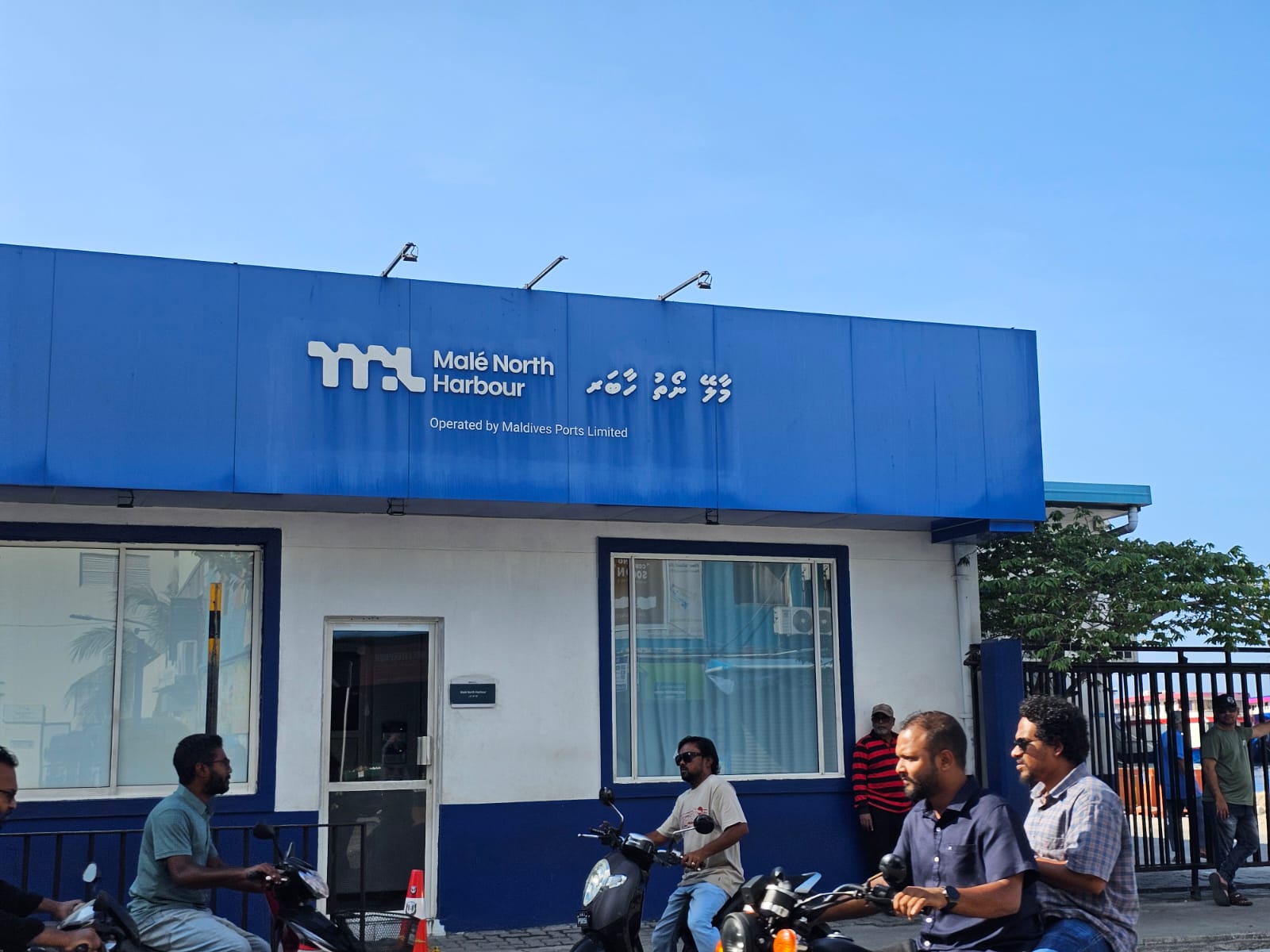 ނޯތު ހާބަރުން ވިޔަފާރިއަށް ޖާގަ ދޫކުރަނީ، އިސްކަން ދެނީ ހޯލްސޭލް ވިޔަފާރިތަކަށް
