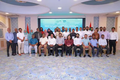 17 ރަށަކަށް އެމްބިއުލަންސް ހަވާލުކޮށްފި