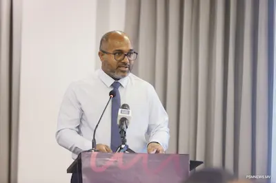 ޤައުމުގެ ކުރިއެރުމަށް ޑިޖިޓަލް ހުނަރުވެރި އާބާދީއެއް ބިނާކުރުން މުހިންމު: ވަޒީރު އިޙްސާން